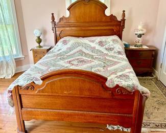 Antique full size bed, two side tables, vintage/antique table lamps