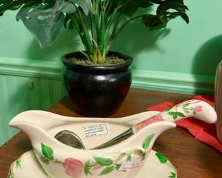Franciscan Desert Rose gravy boat on tray and ladle 