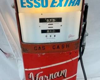 SIDE 2 VIEW GAS PUMP