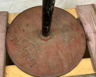 18" EMB. CAST BASE W/ GARGOLIA