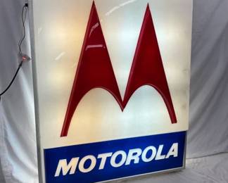 LIGHTUP MOTOROLA DEALER SIGN W/ BRACKET