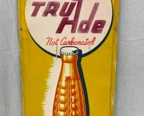 SST EMB. TRU ADE VERTICAL SIGN