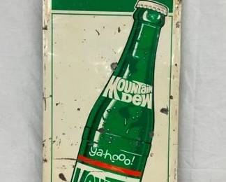 1970 SST EMB. MT. DEW VERTICAL W/ BOTTLE