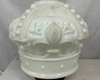 EARLY ORIG MILKGLASS CROWN GLOBE