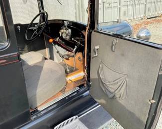 PASSENGER SIDE DOOR PANEL