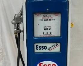SIDE 2 VIEW GAS PUMP