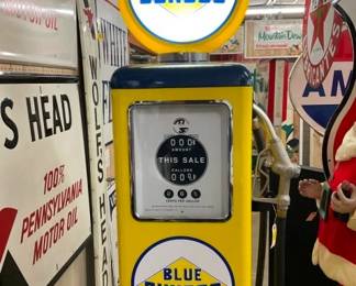 1980'S CONTEMPORARY GAS PUMP