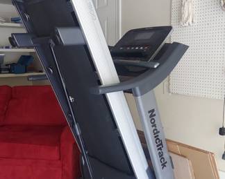 Treadmill 