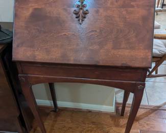 Drop front secretary 