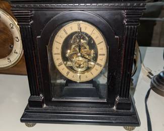 Mantle clock 