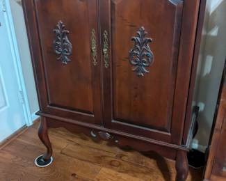 2 door chest 