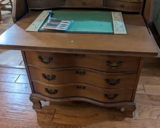 Drop front secretary 