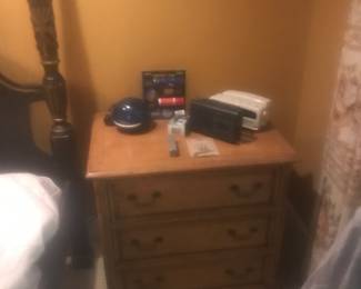 The other matching nightstand!