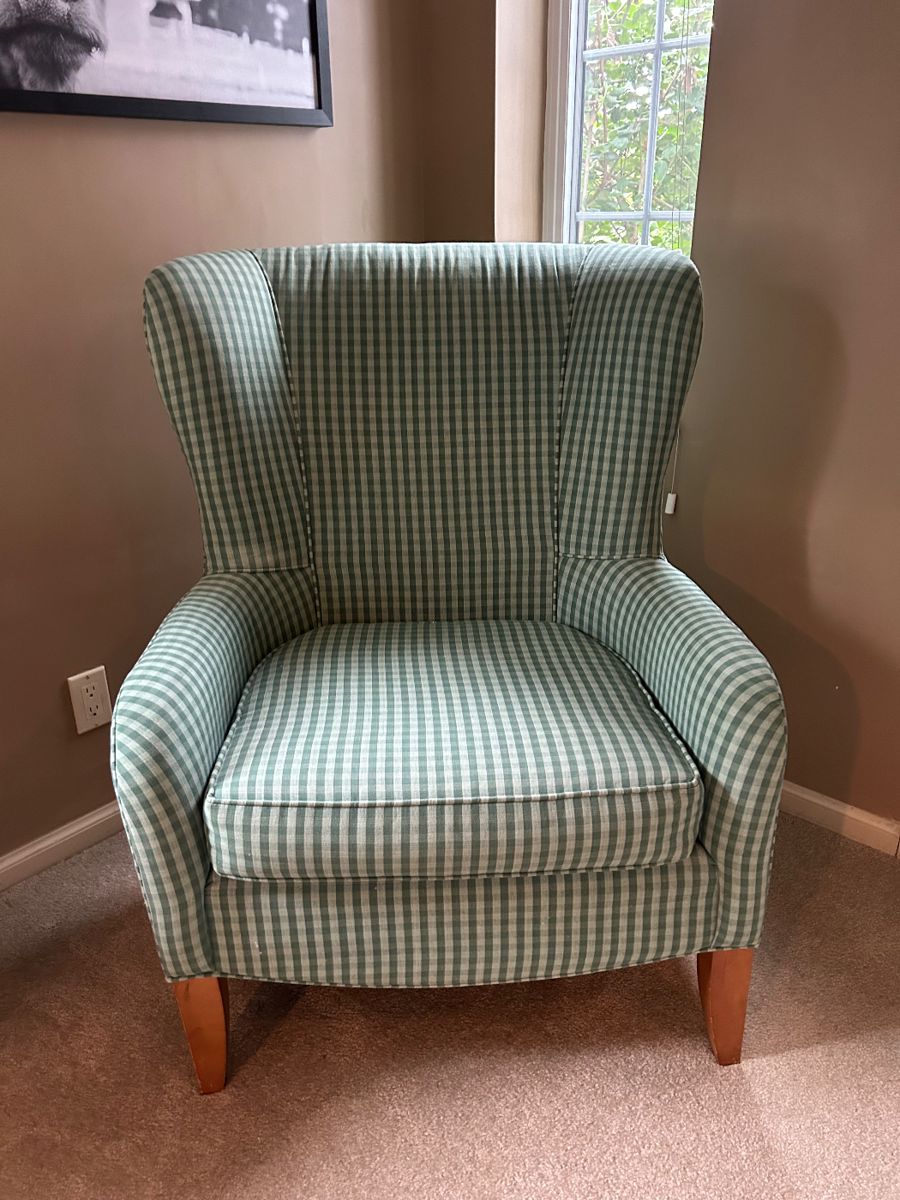 Ethan Allen wing back chair