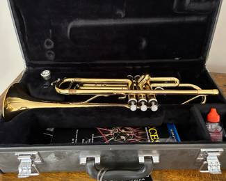 Yamaha YTR-2335 Trumpet