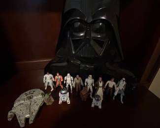 Vintage Star Wars Darth Vader Case with Figures
