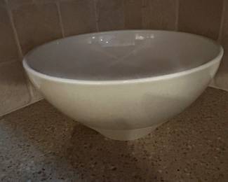 Pfaltzgraff 11" x 5.5"  Salad Serving Bowl; Cappuccino; Excellent Condition