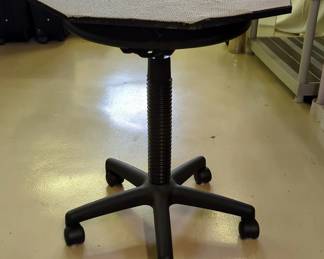 Rolling Adjustable Work Table, 23"