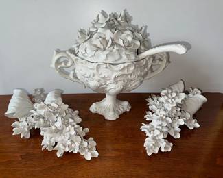 Ardalt Italian Fiori-Bianco Tureen and Swags