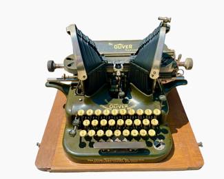 The Oliver Typewriter The Printype Military Green ANTIQUE 1913