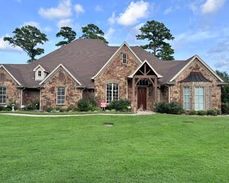 Gorgeous 4200 sq ft Home and Garage Full of Exceptional Items!!