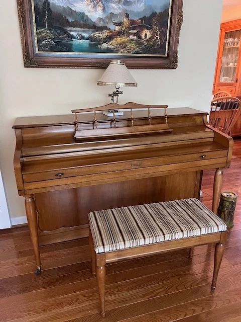 Kimball Piano - Well maintained, hard rock maple