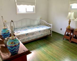 Trundle Bed, Stools, Lamps & more