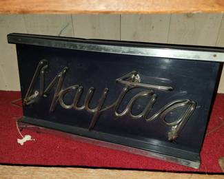 Vtg Maytag neon sign all intact