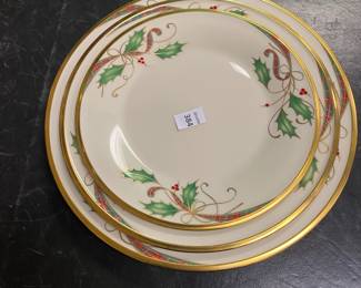Lenox Holiday Nouveau