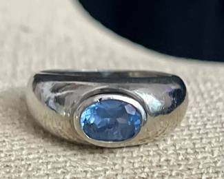 Sterling Silver & Blue Topaz Ring 6.16g Sz 7.75