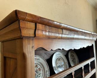 Wood peg construction 