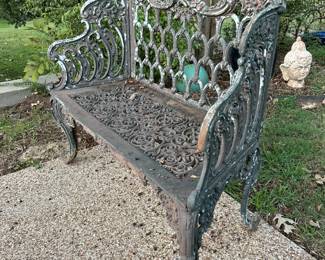 Antique Victorian cast iron garden bench.  This was originally designed in Scotland in the 1840s and then later copied in America where they were used at the White House