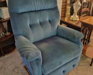 Nice Clean Recliner