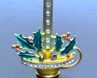 Vintage Weiss Christmas Candle Brooch