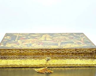 Large Florentine keep sake box 