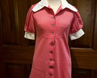 Groovy early 1970s mini dress with butterfly collar, Junior Petite by P B J