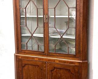 Antique Georgian Corner Cabinet of early 1800s.....To register so you can place bids go to www.capitolsalesservices.hibid.com 