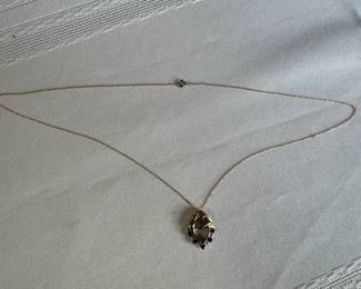 10K Gold Necklace with 10K Gold Pendant