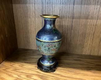 CHINESE CLOISONNE VASE