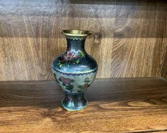 CHINESE CLOISONNE VASE