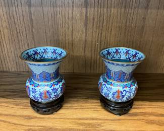 CHINESE CLOISONNE VASE