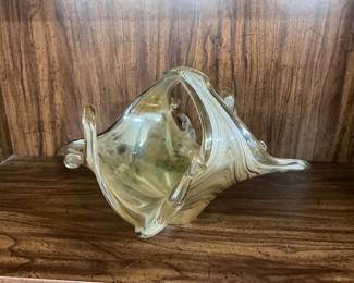 Art glass bowl