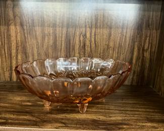 Pink depression glass fruit bowl