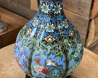 CHINESE CLOISONNE VASE