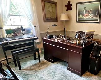 Desk & Electric Keyboard 