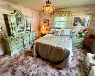 Bedroom Suite by Stanley 