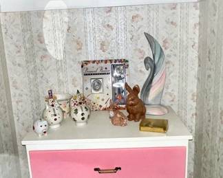 Pink chest of drawers, Dolls