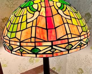 Tiffany Style Lamp