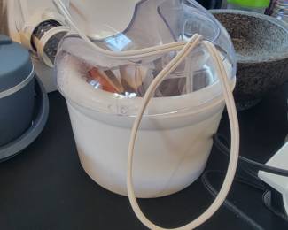 Pampered Chef ice cream machine