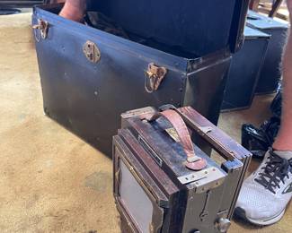 Eastman Antique camera - come with hood and box 